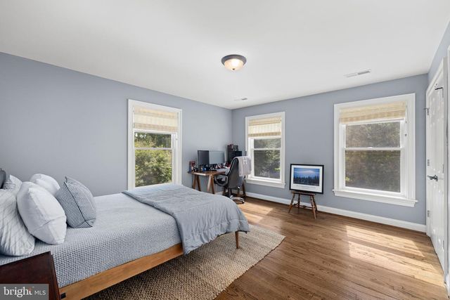 10837 S GLEN RD, Potomac, MD 20854