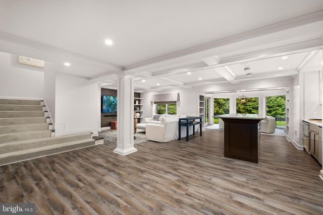 10837 S GLEN RD, Potomac, MD 20854