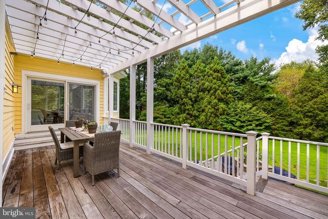 10837 S GLEN RD, Potomac, MD 20854
