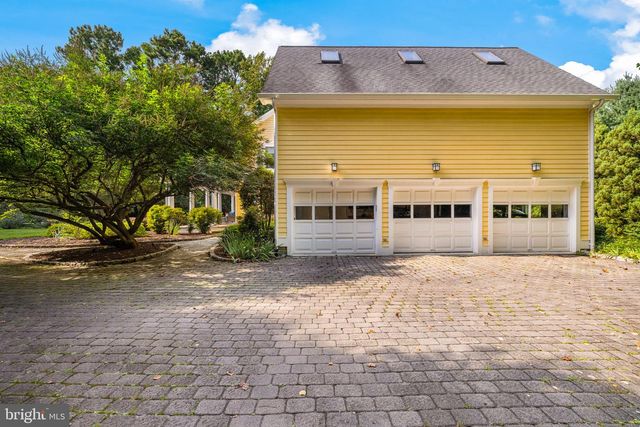 10837 S GLEN RD, Potomac, MD 20854