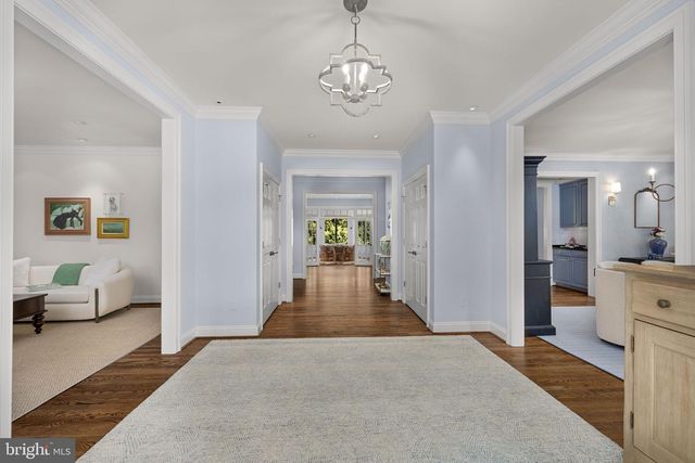10837 S GLEN RD, Potomac, MD 20854