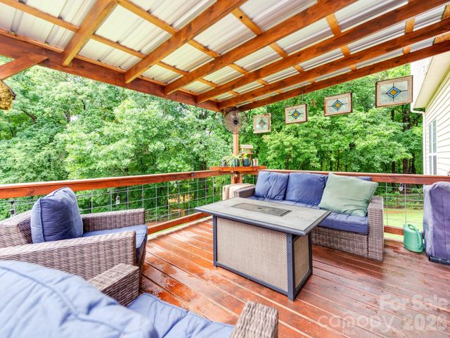 5999 Brookstone Drive NW, Concord, NC 28027