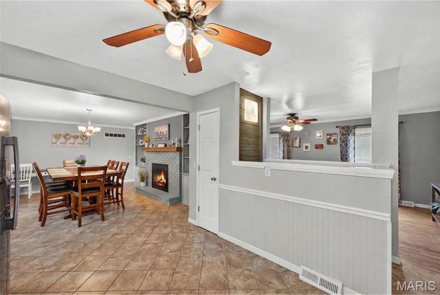 33 Ayrshire Road, St Charles, MO 63303