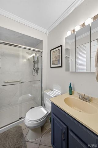 33 Ayrshire Road, St Charles, MO 63303