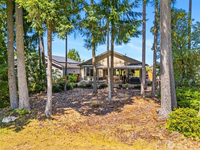 8227 Orcas Loop NE, Lacey, WA 98516
