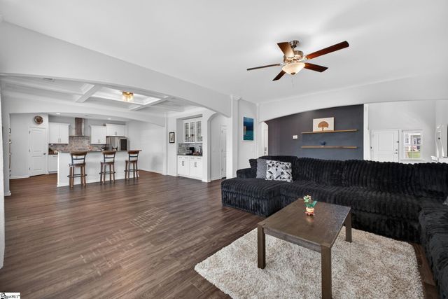 307 Valley Oak Drive, Belton, SC 29627