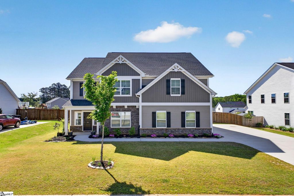 307 Valley Oak Drive, Belton, SC 29627