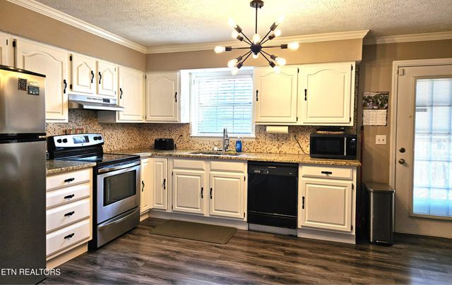 113 Thacker Drive, Lafollette, TN 37766