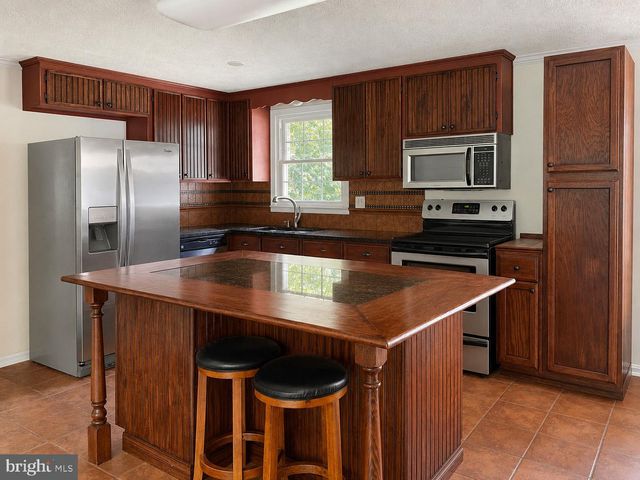 31 HAMN LN, Stafford, VA 22554