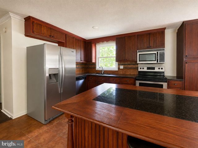 31 HAMN LN, Stafford, VA 22554
