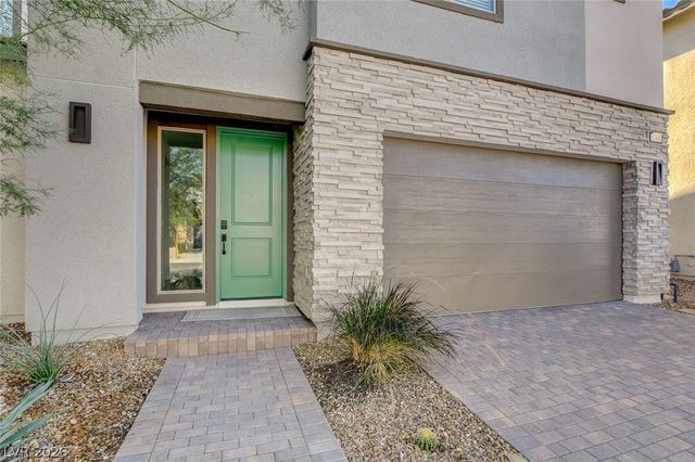 1305 Azure Jay Avenue, North Las Vegas, NV 89084