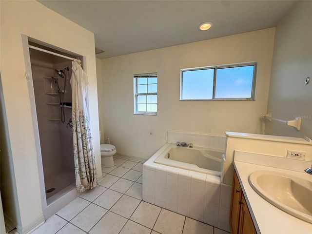 9232 NW 17TH PLACE, Gainesville, FL 32606