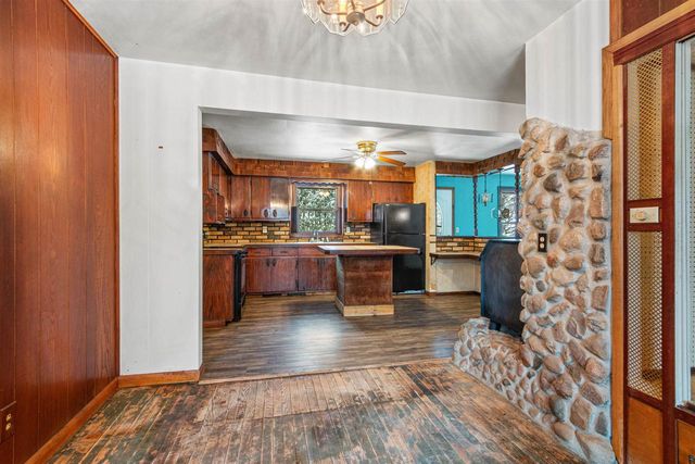 316 WOOD LANE, Stevens Point, WI 54481