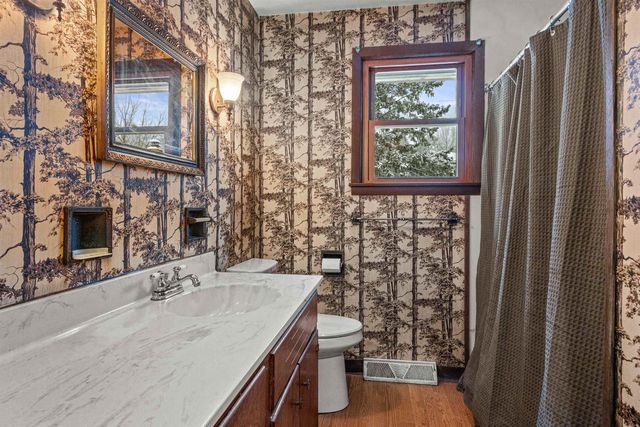 316 WOOD LANE, Stevens Point, WI 54481