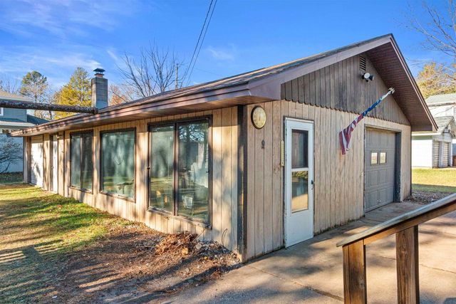 316 WOOD LANE, Stevens Point, WI 54481