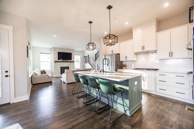 104 Ruby Dr, Hendersonville, TN 37075