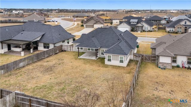 104 Beacon Lane, Victoria, TX 77904