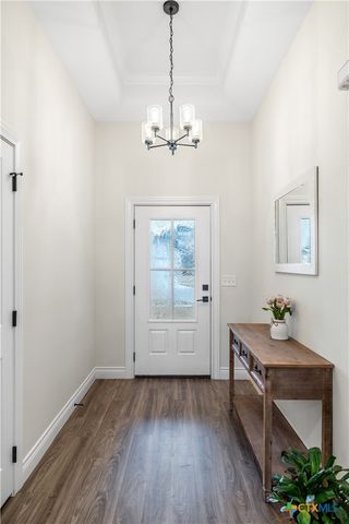 104 Beacon Lane, Victoria, TX 77904