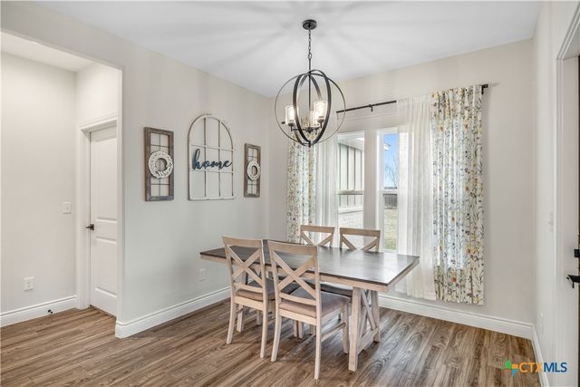 104 Beacon Lane, Victoria, TX 77904