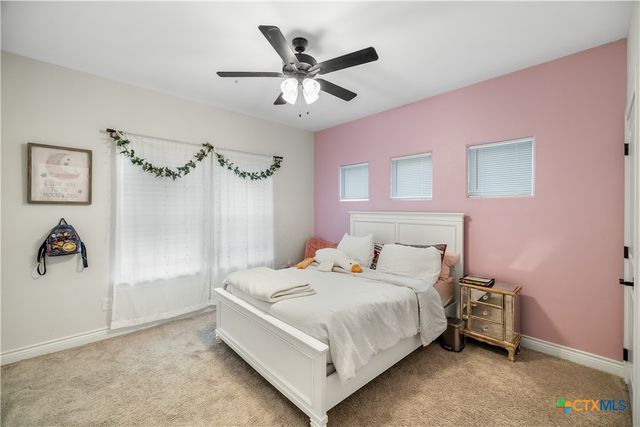 104 Beacon Lane, Victoria, TX 77904