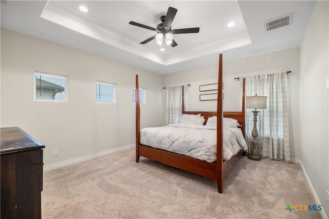 104 Beacon Lane, Victoria, TX 77904