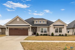 104 Beacon Lane, Victoria, TX 77904