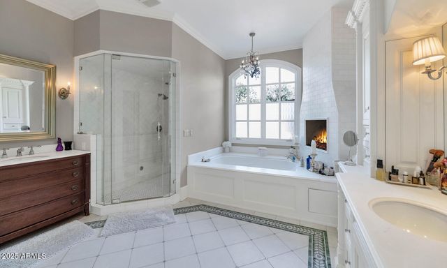 6032 E LINCOLN Drive, Paradise Valley, AZ 85253