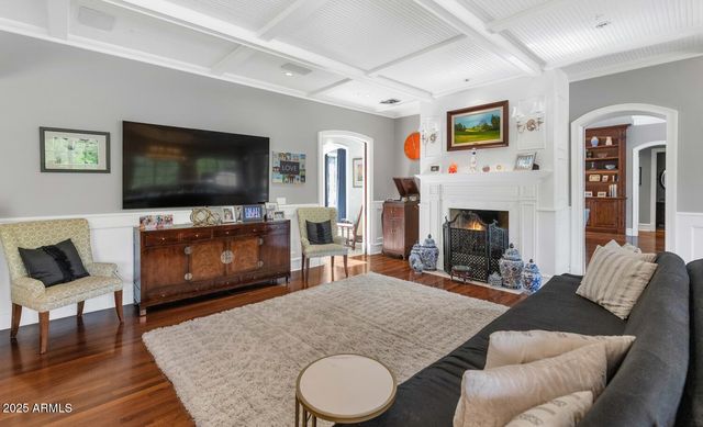 6032 E LINCOLN Drive, Paradise Valley, AZ 85253