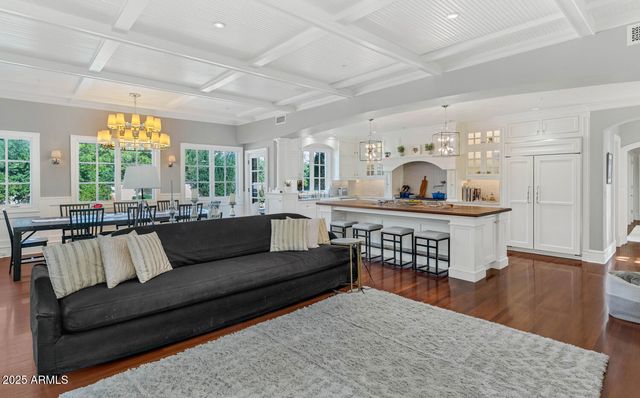 6032 E LINCOLN Drive, Paradise Valley, AZ 85253