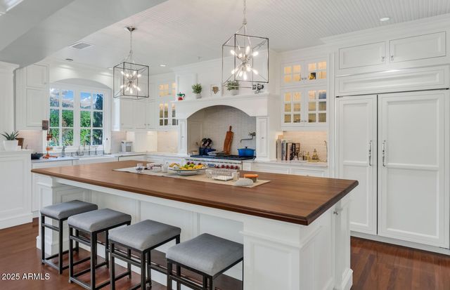 6032 E LINCOLN Drive, Paradise Valley, AZ 85253