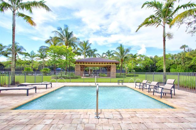 8236 Grand Prix Lane, Boynton Beach, FL 33472