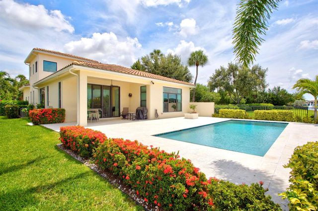 8236 Grand Prix Lane, Boynton Beach, FL 33472