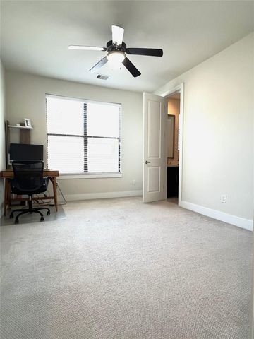 5731 Larkin Street B, Houston, TX 77007