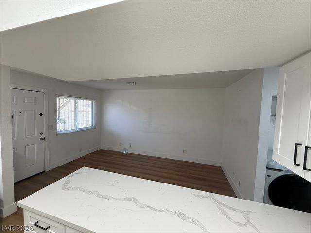 4300 North Lamont Street 216, Las Vegas, NV 89115