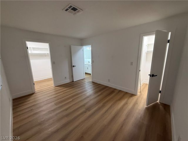 4300 North Lamont Street 216, Las Vegas, NV 89115