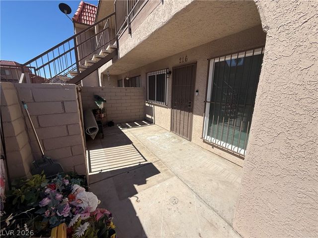 4300 North Lamont Street 216, Las Vegas, NV 89115