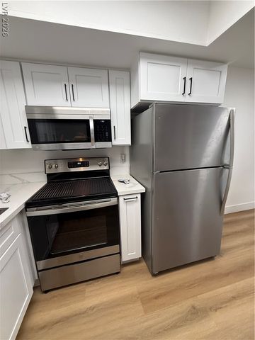 4300 North Lamont Street 216, Las Vegas, NV 89115
