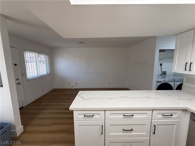 4300 North Lamont Street 216, Las Vegas, NV 89115