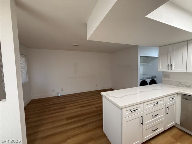 4300 North Lamont Street 216, Las Vegas, NV 89115