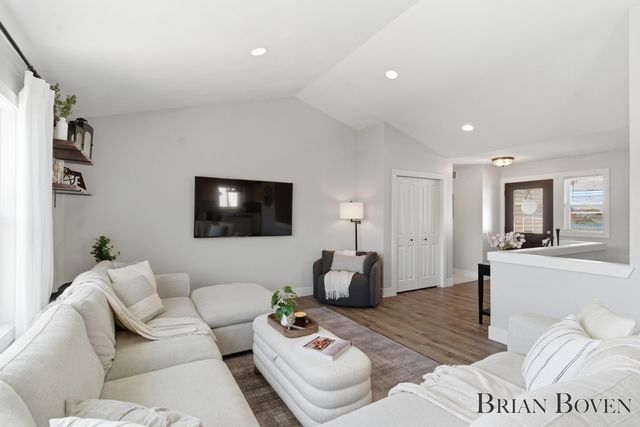 7112 Barn Owl Lane, Allendale, MI 49401