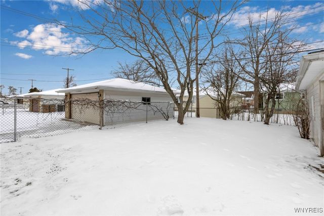 192 Diane Drive, Cheektowaga, NY 14225