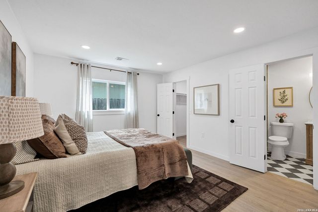 5914 CHANNCY SPRINGS ST, San Antonio, TX 78233