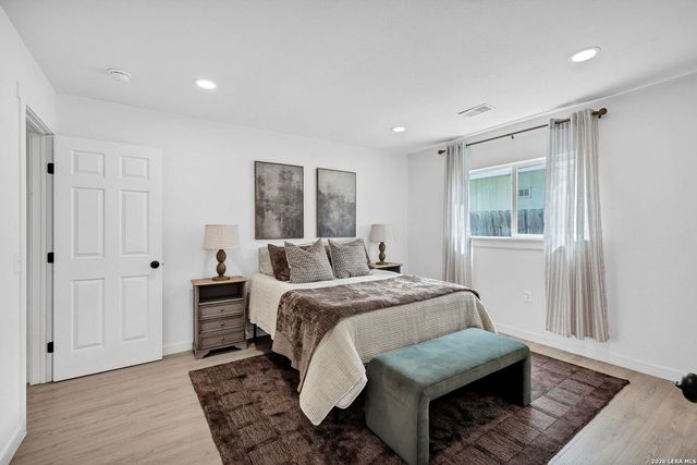 5914 CHANNCY SPRINGS ST, San Antonio, TX 78233