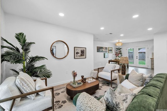 5914 CHANNCY SPRINGS ST, San Antonio, TX 78233