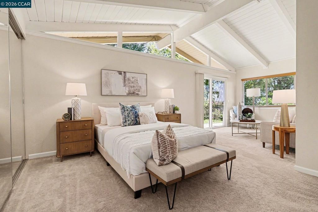 Image 11 of property listing at 3 Camino Del Cielo, Orinda, CA 94563