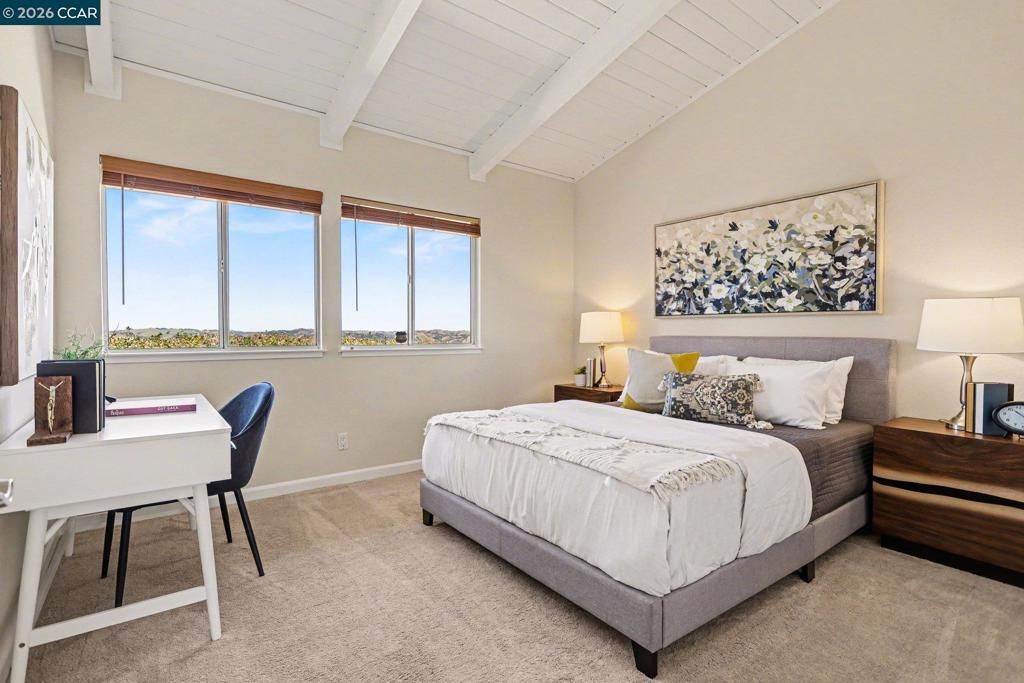 Image 15 of property listing at 3 Camino Del Cielo, Orinda, CA 94563