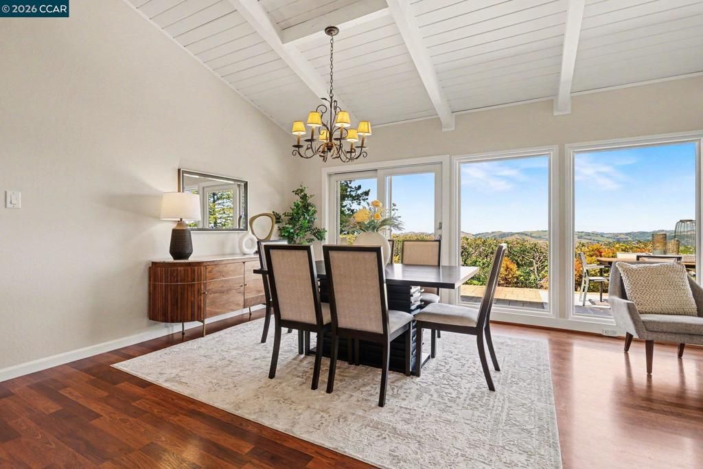 Image 8 of property listing at 3 Camino Del Cielo, Orinda, CA 94563