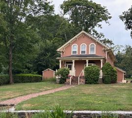 304 Asylum Street, Norwich, CT 06360