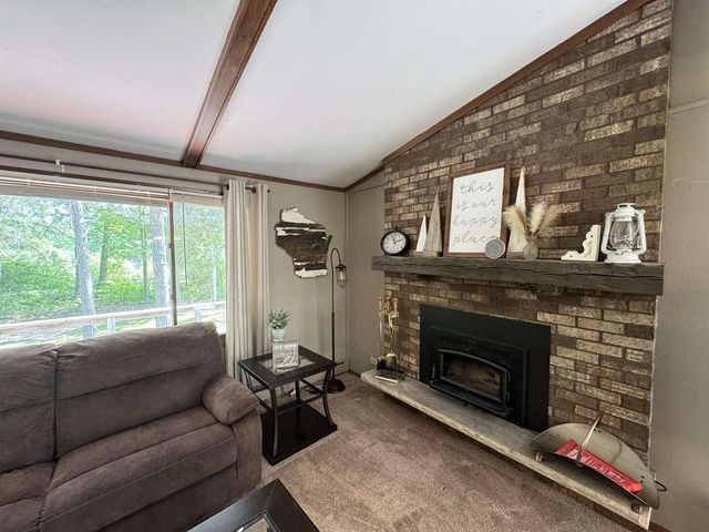 E2605 PINE COURT, Waupaca, WI 54981