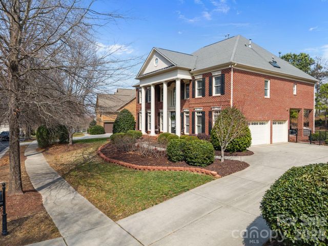 9418 Wallace Pond Drive, Huntersville, NC 28078